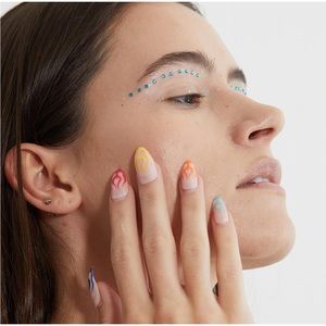 Rainbow Paintlab Press-On Nails